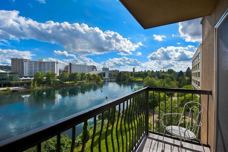 Oxford Suites Spokane Valley Exteriör bild