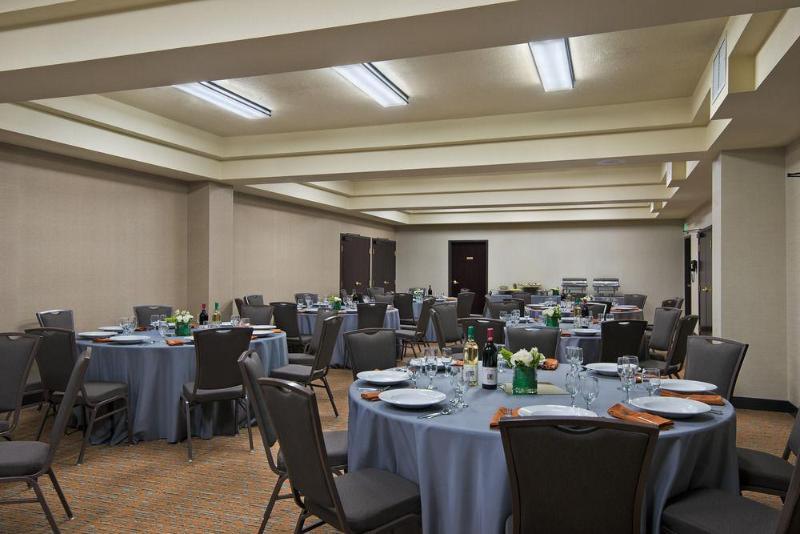 Oxford Suites Spokane Valley Exteriör bild