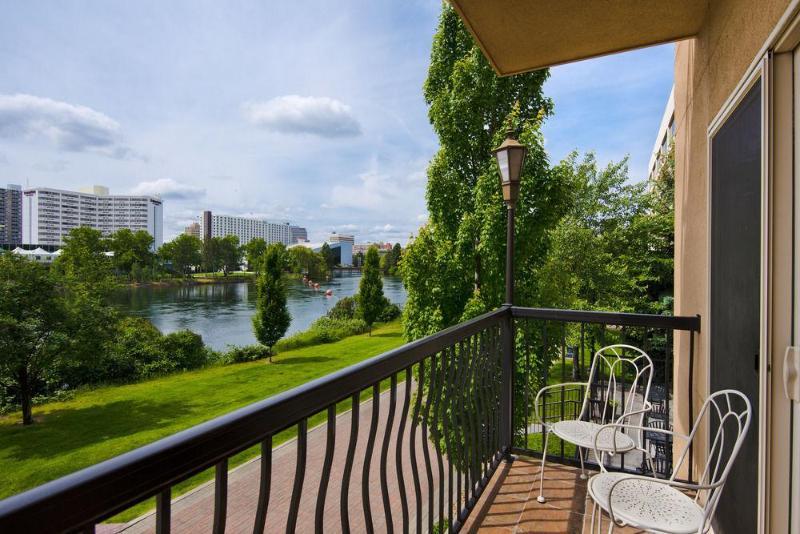 Oxford Suites Spokane Valley Exteriör bild